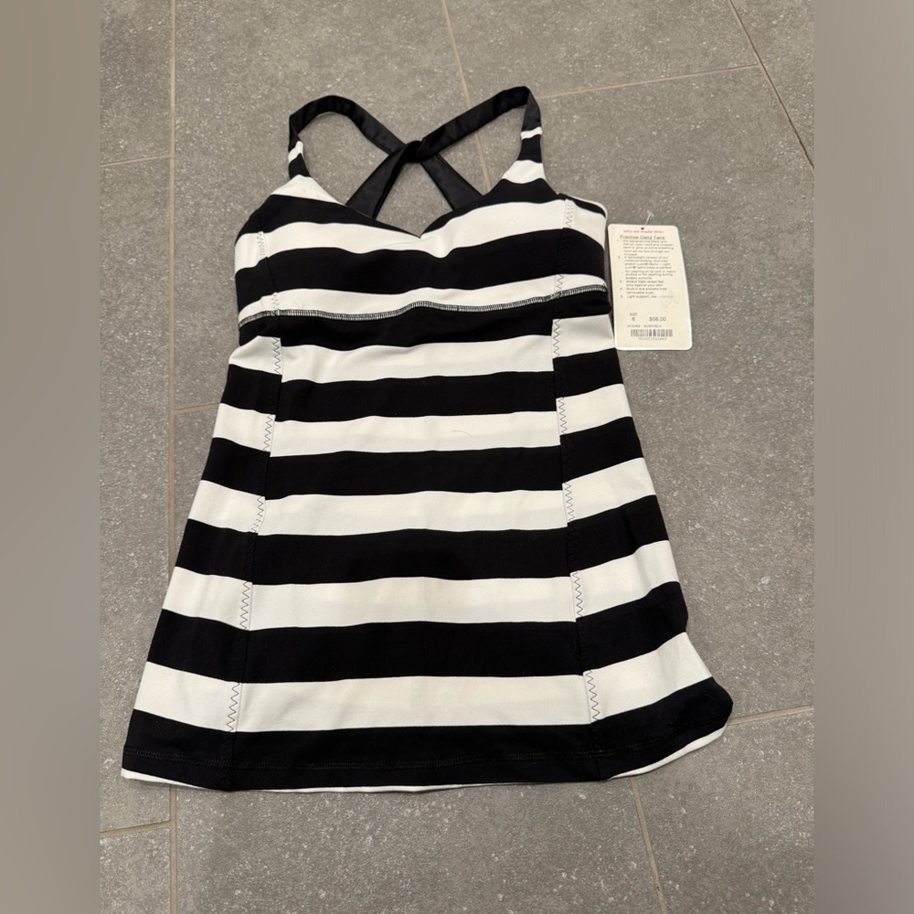 NWT lululemon Black and White Striped Practice Daily Tank